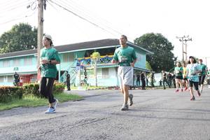 BIB: 
                            <button type="button" onclick="openModal(5232870)" class="btn btn-primary btn-sm float-right btn-popup" data-toggle="modal" data-target=".modal-high-quality">
                        <i class="fas fa-shopping-cart"></i> Add to Cart
                    </button>
                                            <button type="button" onclick="isThisMe(5232870, true)" class="btn btn-success btn-sm float-right btn-popup btn-isme hidden" data-toggle="tooltip" data-placement="bottom" title="นี่คือรูปของคุณใช่ไหม คลิกที่นี่เพื่อเอาเข้าอัลบั้ม">
                        <i class="fas fa-plus"></i> Add to album
                    </button>
                    <button type="button" onclick="isThisMe(5232870, false)" class="btn btn-warning btn-sm float-right btn-popup btn-isnotme hidden">
                        <i class="fas fa-ban"></i> Remove from album
                    </button>