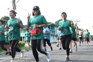 BIB: 436
                            <button type="button" onclick="openModal(5232966)" class="btn btn-primary btn-sm float-right btn-popup" data-toggle="modal" data-target=".modal-high-quality">
                        <i class="fas fa-shopping-cart"></i> Add to Cart
                    </button>
                                            <button type="button" onclick="isThisMe(5232966, true)" class="btn btn-success btn-sm float-right btn-popup btn-isme hidden" data-toggle="tooltip" data-placement="bottom" title="นี่คือรูปของคุณใช่ไหม คลิกที่นี่เพื่อเอาเข้าอัลบั้ม">
                        <i class="fas fa-plus"></i> Add to album
                    </button>
                    <button type="button" onclick="isThisMe(5232966, false)" class="btn btn-warning btn-sm float-right btn-popup btn-isnotme hidden">
                        <i class="fas fa-ban"></i> Remove from album
                    </button>