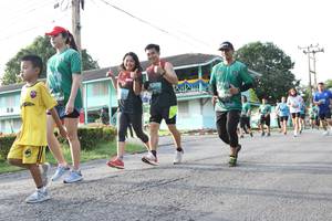 BIB: 
                            <button type="button" onclick="openModal(5233107)" class="btn btn-primary btn-sm float-right btn-popup" data-toggle="modal" data-target=".modal-high-quality">
                        <i class="fas fa-shopping-cart"></i> Add to Cart
                    </button>
                                            <button type="button" onclick="isThisMe(5233107, true)" class="btn btn-success btn-sm float-right btn-popup btn-isme hidden" data-toggle="tooltip" data-placement="bottom" title="นี่คือรูปของคุณใช่ไหม คลิกที่นี่เพื่อเอาเข้าอัลบั้ม">
                        <i class="fas fa-plus"></i> Add to album
                    </button>
                    <button type="button" onclick="isThisMe(5233107, false)" class="btn btn-warning btn-sm float-right btn-popup btn-isnotme hidden">
                        <i class="fas fa-ban"></i> Remove from album
                    </button>