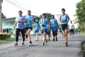 BIB: 912
                            <button type="button" onclick="openModal(5233344)" class="btn btn-primary btn-sm float-right btn-popup" data-toggle="modal" data-target=".modal-high-quality">
                        <i class="fas fa-shopping-cart"></i> Add to Cart
                    </button>
                                            <button type="button" onclick="isThisMe(5233344, true)" class="btn btn-success btn-sm float-right btn-popup btn-isme hidden" data-toggle="tooltip" data-placement="bottom" title="นี่คือรูปของคุณใช่ไหม คลิกที่นี่เพื่อเอาเข้าอัลบั้ม">
                        <i class="fas fa-plus"></i> Add to album
                    </button>
                    <button type="button" onclick="isThisMe(5233344, false)" class="btn btn-warning btn-sm float-right btn-popup btn-isnotme hidden">
                        <i class="fas fa-ban"></i> Remove from album
                    </button>
