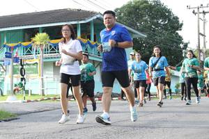 BIB: 
                            <button type="button" onclick="openModal(5233101)" class="btn btn-primary btn-sm float-right btn-popup" data-toggle="modal" data-target=".modal-high-quality">
                        <i class="fas fa-shopping-cart"></i> Add to Cart
                    </button>
                                            <button type="button" onclick="isThisMe(5233101, true)" class="btn btn-success btn-sm float-right btn-popup btn-isme hidden" data-toggle="tooltip" data-placement="bottom" title="นี่คือรูปของคุณใช่ไหม คลิกที่นี่เพื่อเอาเข้าอัลบั้ม">
                        <i class="fas fa-plus"></i> Add to album
                    </button>
                    <button type="button" onclick="isThisMe(5233101, false)" class="btn btn-warning btn-sm float-right btn-popup btn-isnotme hidden">
                        <i class="fas fa-ban"></i> Remove from album
                    </button>