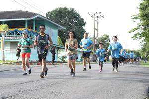 BIB: 7548
                            <button type="button" onclick="openModal(5232784)" class="btn btn-primary btn-sm float-right btn-popup" data-toggle="modal" data-target=".modal-high-quality">
                        <i class="fas fa-shopping-cart"></i> Add to Cart
                    </button>
                                            <button type="button" onclick="isThisMe(5232784, true)" class="btn btn-success btn-sm float-right btn-popup btn-isme hidden" data-toggle="tooltip" data-placement="bottom" title="นี่คือรูปของคุณใช่ไหม คลิกที่นี่เพื่อเอาเข้าอัลบั้ม">
                        <i class="fas fa-plus"></i> Add to album
                    </button>
                    <button type="button" onclick="isThisMe(5232784, false)" class="btn btn-warning btn-sm float-right btn-popup btn-isnotme hidden">
                        <i class="fas fa-ban"></i> Remove from album
                    </button>