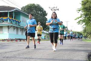 BIB: 
                            <button type="button" onclick="openModal(5232997)" class="btn btn-primary btn-sm float-right btn-popup" data-toggle="modal" data-target=".modal-high-quality">
                        <i class="fas fa-shopping-cart"></i> Add to Cart
                    </button>
                                            <button type="button" onclick="isThisMe(5232997, true)" class="btn btn-success btn-sm float-right btn-popup btn-isme hidden" data-toggle="tooltip" data-placement="bottom" title="นี่คือรูปของคุณใช่ไหม คลิกที่นี่เพื่อเอาเข้าอัลบั้ม">
                        <i class="fas fa-plus"></i> Add to album
                    </button>
                    <button type="button" onclick="isThisMe(5232997, false)" class="btn btn-warning btn-sm float-right btn-popup btn-isnotme hidden">
                        <i class="fas fa-ban"></i> Remove from album
                    </button>