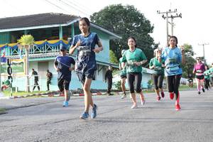 BIB: 0245
                            <button type="button" onclick="openModal(5232390)" class="btn btn-primary btn-sm float-right btn-popup" data-toggle="modal" data-target=".modal-high-quality">
                        <i class="fas fa-shopping-cart"></i> Add to Cart
                    </button>
                                            <button type="button" onclick="isThisMe(5232390, true)" class="btn btn-success btn-sm float-right btn-popup btn-isme hidden" data-toggle="tooltip" data-placement="bottom" title="นี่คือรูปของคุณใช่ไหม คลิกที่นี่เพื่อเอาเข้าอัลบั้ม">
                        <i class="fas fa-plus"></i> Add to album
                    </button>
                    <button type="button" onclick="isThisMe(5232390, false)" class="btn btn-warning btn-sm float-right btn-popup btn-isnotme hidden">
                        <i class="fas fa-ban"></i> Remove from album
                    </button>