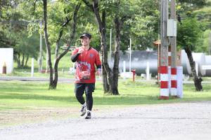 BIB: 071
                            <button type="button" onclick="openModal(5238206)" class="btn btn-primary btn-sm float-right btn-popup" data-toggle="modal" data-target=".modal-high-quality">
                        <i class="fas fa-shopping-cart"></i> Add to Cart
                    </button>
                                            <button type="button" onclick="isThisMe(5238206, true)" class="btn btn-success btn-sm float-right btn-popup btn-isme hidden" data-toggle="tooltip" data-placement="bottom" title="นี่คือรูปของคุณใช่ไหม คลิกที่นี่เพื่อเอาเข้าอัลบั้ม">
                        <i class="fas fa-plus"></i> Add to album
                    </button>
                    <button type="button" onclick="isThisMe(5238206, false)" class="btn btn-warning btn-sm float-right btn-popup btn-isnotme hidden">
                        <i class="fas fa-ban"></i> Remove from album
                    </button>