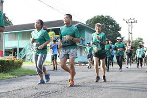 BIB: 0521
                            <button type="button" onclick="openModal(5232841)" class="btn btn-primary btn-sm float-right btn-popup" data-toggle="modal" data-target=".modal-high-quality">
                        <i class="fas fa-shopping-cart"></i> Add to Cart
                    </button>
                                            <button type="button" onclick="isThisMe(5232841, true)" class="btn btn-success btn-sm float-right btn-popup btn-isme hidden" data-toggle="tooltip" data-placement="bottom" title="นี่คือรูปของคุณใช่ไหม คลิกที่นี่เพื่อเอาเข้าอัลบั้ม">
                        <i class="fas fa-plus"></i> Add to album
                    </button>
                    <button type="button" onclick="isThisMe(5232841, false)" class="btn btn-warning btn-sm float-right btn-popup btn-isnotme hidden">
                        <i class="fas fa-ban"></i> Remove from album
                    </button>