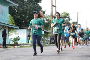 BIB: 566, 111
                            <button type="button" onclick="openModal(5232583)" class="btn btn-primary btn-sm float-right btn-popup" data-toggle="modal" data-target=".modal-high-quality">
                        <i class="fas fa-shopping-cart"></i> Add to Cart
                    </button>
                                            <button type="button" onclick="isThisMe(5232583, true)" class="btn btn-success btn-sm float-right btn-popup btn-isme hidden" data-toggle="tooltip" data-placement="bottom" title="นี่คือรูปของคุณใช่ไหม คลิกที่นี่เพื่อเอาเข้าอัลบั้ม">
                        <i class="fas fa-plus"></i> Add to album
                    </button>
                    <button type="button" onclick="isThisMe(5232583, false)" class="btn btn-warning btn-sm float-right btn-popup btn-isnotme hidden">
                        <i class="fas fa-ban"></i> Remove from album
                    </button>