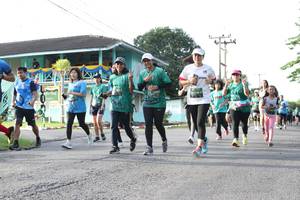 BIB: 
                            <button type="button" onclick="openModal(5232844)" class="btn btn-primary btn-sm float-right btn-popup" data-toggle="modal" data-target=".modal-high-quality">
                        <i class="fas fa-shopping-cart"></i> Add to Cart
                    </button>
                                            <button type="button" onclick="isThisMe(5232844, true)" class="btn btn-success btn-sm float-right btn-popup btn-isme hidden" data-toggle="tooltip" data-placement="bottom" title="นี่คือรูปของคุณใช่ไหม คลิกที่นี่เพื่อเอาเข้าอัลบั้ม">
                        <i class="fas fa-plus"></i> Add to album
                    </button>
                    <button type="button" onclick="isThisMe(5232844, false)" class="btn btn-warning btn-sm float-right btn-popup btn-isnotme hidden">
                        <i class="fas fa-ban"></i> Remove from album
                    </button>