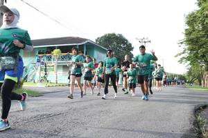 BIB: 096
                            <button type="button" onclick="openModal(5232567)" class="btn btn-primary btn-sm float-right btn-popup" data-toggle="modal" data-target=".modal-high-quality">
                        <i class="fas fa-shopping-cart"></i> Add to Cart
                    </button>
                                            <button type="button" onclick="isThisMe(5232567, true)" class="btn btn-success btn-sm float-right btn-popup btn-isme hidden" data-toggle="tooltip" data-placement="bottom" title="นี่คือรูปของคุณใช่ไหม คลิกที่นี่เพื่อเอาเข้าอัลบั้ม">
                        <i class="fas fa-plus"></i> Add to album
                    </button>
                    <button type="button" onclick="isThisMe(5232567, false)" class="btn btn-warning btn-sm float-right btn-popup btn-isnotme hidden">
                        <i class="fas fa-ban"></i> Remove from album
                    </button>