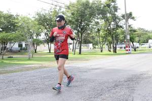 BIB: 0035
                            <button type="button" onclick="openModal(5238233)" class="btn btn-primary btn-sm float-right btn-popup" data-toggle="modal" data-target=".modal-high-quality">
                        <i class="fas fa-shopping-cart"></i> Add to Cart
                    </button>
                                            <button type="button" onclick="isThisMe(5238233, true)" class="btn btn-success btn-sm float-right btn-popup btn-isme hidden" data-toggle="tooltip" data-placement="bottom" title="นี่คือรูปของคุณใช่ไหม คลิกที่นี่เพื่อเอาเข้าอัลบั้ม">
                        <i class="fas fa-plus"></i> Add to album
                    </button>
                    <button type="button" onclick="isThisMe(5238233, false)" class="btn btn-warning btn-sm float-right btn-popup btn-isnotme hidden">
                        <i class="fas fa-ban"></i> Remove from album
                    </button>