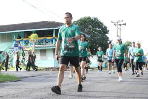 BIB: 764, 5041
                            <button type="button" onclick="openModal(5232889)" class="btn btn-primary btn-sm float-right btn-popup" data-toggle="modal" data-target=".modal-high-quality">
                        <i class="fas fa-shopping-cart"></i> Add to Cart
                    </button>
                                            <button type="button" onclick="isThisMe(5232889, true)" class="btn btn-success btn-sm float-right btn-popup btn-isme hidden" data-toggle="tooltip" data-placement="bottom" title="นี่คือรูปของคุณใช่ไหม คลิกที่นี่เพื่อเอาเข้าอัลบั้ม">
                        <i class="fas fa-plus"></i> Add to album
                    </button>
                    <button type="button" onclick="isThisMe(5232889, false)" class="btn btn-warning btn-sm float-right btn-popup btn-isnotme hidden">
                        <i class="fas fa-ban"></i> Remove from album
                    </button>