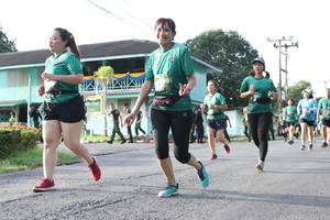 BIB: 
                            <button type="button" onclick="openModal(5232961)" class="btn btn-primary btn-sm float-right btn-popup" data-toggle="modal" data-target=".modal-high-quality">
                        <i class="fas fa-shopping-cart"></i> Add to Cart
                    </button>
                                            <button type="button" onclick="isThisMe(5232961, true)" class="btn btn-success btn-sm float-right btn-popup btn-isme hidden" data-toggle="tooltip" data-placement="bottom" title="นี่คือรูปของคุณใช่ไหม คลิกที่นี่เพื่อเอาเข้าอัลบั้ม">
                        <i class="fas fa-plus"></i> Add to album
                    </button>
                    <button type="button" onclick="isThisMe(5232961, false)" class="btn btn-warning btn-sm float-right btn-popup btn-isnotme hidden">
                        <i class="fas fa-ban"></i> Remove from album
                    </button>