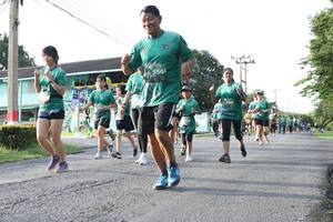 BIB: 3561
                            <button type="button" onclick="openModal(5232577)" class="btn btn-primary btn-sm float-right btn-popup" data-toggle="modal" data-target=".modal-high-quality">
                        <i class="fas fa-shopping-cart"></i> Add to Cart
                    </button>
                                            <button type="button" onclick="isThisMe(5232577, true)" class="btn btn-success btn-sm float-right btn-popup btn-isme hidden" data-toggle="tooltip" data-placement="bottom" title="นี่คือรูปของคุณใช่ไหม คลิกที่นี่เพื่อเอาเข้าอัลบั้ม">
                        <i class="fas fa-plus"></i> Add to album
                    </button>
                    <button type="button" onclick="isThisMe(5232577, false)" class="btn btn-warning btn-sm float-right btn-popup btn-isnotme hidden">
                        <i class="fas fa-ban"></i> Remove from album
                    </button>