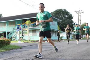 BIB: 508
                            <button type="button" onclick="openModal(5231927)" class="btn btn-primary btn-sm float-right btn-popup" data-toggle="modal" data-target=".modal-high-quality">
                        <i class="fas fa-shopping-cart"></i> Add to Cart
                    </button>
                                            <button type="button" onclick="isThisMe(5231927, true)" class="btn btn-success btn-sm float-right btn-popup btn-isme hidden" data-toggle="tooltip" data-placement="bottom" title="นี่คือรูปของคุณใช่ไหม คลิกที่นี่เพื่อเอาเข้าอัลบั้ม">
                        <i class="fas fa-plus"></i> Add to album
                    </button>
                    <button type="button" onclick="isThisMe(5231927, false)" class="btn btn-warning btn-sm float-right btn-popup btn-isnotme hidden">
                        <i class="fas fa-ban"></i> Remove from album
                    </button>