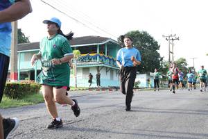 BIB: 451
                            <button type="button" onclick="openModal(5232609)" class="btn btn-primary btn-sm float-right btn-popup" data-toggle="modal" data-target=".modal-high-quality">
                        <i class="fas fa-shopping-cart"></i> Add to Cart
                    </button>
                                            <button type="button" onclick="isThisMe(5232609, true)" class="btn btn-success btn-sm float-right btn-popup btn-isme hidden" data-toggle="tooltip" data-placement="bottom" title="นี่คือรูปของคุณใช่ไหม คลิกที่นี่เพื่อเอาเข้าอัลบั้ม">
                        <i class="fas fa-plus"></i> Add to album
                    </button>
                    <button type="button" onclick="isThisMe(5232609, false)" class="btn btn-warning btn-sm float-right btn-popup btn-isnotme hidden">
                        <i class="fas fa-ban"></i> Remove from album
                    </button>