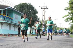 BIB: 3571
                            <button type="button" onclick="openModal(5232466)" class="btn btn-primary btn-sm float-right btn-popup" data-toggle="modal" data-target=".modal-high-quality">
                        <i class="fas fa-shopping-cart"></i> Add to Cart
                    </button>
                                            <button type="button" onclick="isThisMe(5232466, true)" class="btn btn-success btn-sm float-right btn-popup btn-isme hidden" data-toggle="tooltip" data-placement="bottom" title="นี่คือรูปของคุณใช่ไหม คลิกที่นี่เพื่อเอาเข้าอัลบั้ม">
                        <i class="fas fa-plus"></i> Add to album
                    </button>
                    <button type="button" onclick="isThisMe(5232466, false)" class="btn btn-warning btn-sm float-right btn-popup btn-isnotme hidden">
                        <i class="fas fa-ban"></i> Remove from album
                    </button>