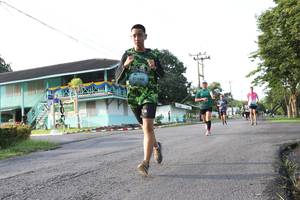 BIB: 149
                            <button type="button" onclick="openModal(5231917)" class="btn btn-primary btn-sm float-right btn-popup" data-toggle="modal" data-target=".modal-high-quality">
                        <i class="fas fa-shopping-cart"></i> Add to Cart
                    </button>
                                            <button type="button" onclick="isThisMe(5231917, true)" class="btn btn-success btn-sm float-right btn-popup btn-isme hidden" data-toggle="tooltip" data-placement="bottom" title="นี่คือรูปของคุณใช่ไหม คลิกที่นี่เพื่อเอาเข้าอัลบั้ม">
                        <i class="fas fa-plus"></i> Add to album
                    </button>
                    <button type="button" onclick="isThisMe(5231917, false)" class="btn btn-warning btn-sm float-right btn-popup btn-isnotme hidden">
                        <i class="fas fa-ban"></i> Remove from album
                    </button>