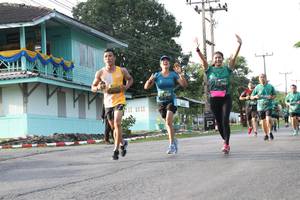 BIB: 162, 1631
                            <button type="button" onclick="openModal(5231957)" class="btn btn-primary btn-sm float-right btn-popup" data-toggle="modal" data-target=".modal-high-quality">
                        <i class="fas fa-shopping-cart"></i> Add to Cart
                    </button>
                                            <button type="button" onclick="isThisMe(5231957, true)" class="btn btn-success btn-sm float-right btn-popup btn-isme hidden" data-toggle="tooltip" data-placement="bottom" title="นี่คือรูปของคุณใช่ไหม คลิกที่นี่เพื่อเอาเข้าอัลบั้ม">
                        <i class="fas fa-plus"></i> Add to album
                    </button>
                    <button type="button" onclick="isThisMe(5231957, false)" class="btn btn-warning btn-sm float-right btn-popup btn-isnotme hidden">
                        <i class="fas fa-ban"></i> Remove from album
                    </button>