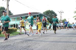 BIB: 461
                            <button type="button" onclick="openModal(5233104)" class="btn btn-primary btn-sm float-right btn-popup" data-toggle="modal" data-target=".modal-high-quality">
                        <i class="fas fa-shopping-cart"></i> Add to Cart
                    </button>
                                            <button type="button" onclick="isThisMe(5233104, true)" class="btn btn-success btn-sm float-right btn-popup btn-isme hidden" data-toggle="tooltip" data-placement="bottom" title="นี่คือรูปของคุณใช่ไหม คลิกที่นี่เพื่อเอาเข้าอัลบั้ม">
                        <i class="fas fa-plus"></i> Add to album
                    </button>
                    <button type="button" onclick="isThisMe(5233104, false)" class="btn btn-warning btn-sm float-right btn-popup btn-isnotme hidden">
                        <i class="fas fa-ban"></i> Remove from album
                    </button>