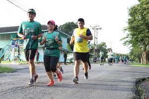 BIB: 102, 101
                            <button type="button" onclick="openModal(5232445)" class="btn btn-primary btn-sm float-right btn-popup" data-toggle="modal" data-target=".modal-high-quality">
                        <i class="fas fa-shopping-cart"></i> Add to Cart
                    </button>
                                            <button type="button" onclick="isThisMe(5232445, true)" class="btn btn-success btn-sm float-right btn-popup btn-isme hidden" data-toggle="tooltip" data-placement="bottom" title="นี่คือรูปของคุณใช่ไหม คลิกที่นี่เพื่อเอาเข้าอัลบั้ม">
                        <i class="fas fa-plus"></i> Add to album
                    </button>
                    <button type="button" onclick="isThisMe(5232445, false)" class="btn btn-warning btn-sm float-right btn-popup btn-isnotme hidden">
                        <i class="fas fa-ban"></i> Remove from album
                    </button>