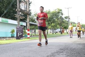 BIB: 04221
                            <button type="button" onclick="openModal(5235911)" class="btn btn-primary btn-sm float-right btn-popup" data-toggle="modal" data-target=".modal-high-quality">
                        <i class="fas fa-shopping-cart"></i> Add to Cart
                    </button>
                                            <button type="button" onclick="isThisMe(5235911, true)" class="btn btn-success btn-sm float-right btn-popup btn-isme hidden" data-toggle="tooltip" data-placement="bottom" title="นี่คือรูปของคุณใช่ไหม คลิกที่นี่เพื่อเอาเข้าอัลบั้ม">
                        <i class="fas fa-plus"></i> Add to album
                    </button>
                    <button type="button" onclick="isThisMe(5235911, false)" class="btn btn-warning btn-sm float-right btn-popup btn-isnotme hidden">
                        <i class="fas fa-ban"></i> Remove from album
                    </button>