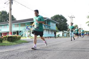 BIB: 827
                            <button type="button" onclick="openModal(5232462)" class="btn btn-primary btn-sm float-right btn-popup" data-toggle="modal" data-target=".modal-high-quality">
                        <i class="fas fa-shopping-cart"></i> Add to Cart
                    </button>
                                            <button type="button" onclick="isThisMe(5232462, true)" class="btn btn-success btn-sm float-right btn-popup btn-isme hidden" data-toggle="tooltip" data-placement="bottom" title="นี่คือรูปของคุณใช่ไหม คลิกที่นี่เพื่อเอาเข้าอัลบั้ม">
                        <i class="fas fa-plus"></i> Add to album
                    </button>
                    <button type="button" onclick="isThisMe(5232462, false)" class="btn btn-warning btn-sm float-right btn-popup btn-isnotme hidden">
                        <i class="fas fa-ban"></i> Remove from album
                    </button>