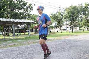 BIB: 0143
                            <button type="button" onclick="openModal(5238293)" class="btn btn-primary btn-sm float-right btn-popup" data-toggle="modal" data-target=".modal-high-quality">
                        <i class="fas fa-shopping-cart"></i> Add to Cart
                    </button>
                                            <button type="button" onclick="isThisMe(5238293, true)" class="btn btn-success btn-sm float-right btn-popup btn-isme hidden" data-toggle="tooltip" data-placement="bottom" title="นี่คือรูปของคุณใช่ไหม คลิกที่นี่เพื่อเอาเข้าอัลบั้ม">
                        <i class="fas fa-plus"></i> Add to album
                    </button>
                    <button type="button" onclick="isThisMe(5238293, false)" class="btn btn-warning btn-sm float-right btn-popup btn-isnotme hidden">
                        <i class="fas fa-ban"></i> Remove from album
                    </button>