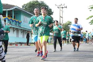 BIB: 
                            <button type="button" onclick="openModal(5233198)" class="btn btn-primary btn-sm float-right btn-popup" data-toggle="modal" data-target=".modal-high-quality">
                        <i class="fas fa-shopping-cart"></i> Add to Cart
                    </button>
                                            <button type="button" onclick="isThisMe(5233198, true)" class="btn btn-success btn-sm float-right btn-popup btn-isme hidden" data-toggle="tooltip" data-placement="bottom" title="นี่คือรูปของคุณใช่ไหม คลิกที่นี่เพื่อเอาเข้าอัลบั้ม">
                        <i class="fas fa-plus"></i> Add to album
                    </button>
                    <button type="button" onclick="isThisMe(5233198, false)" class="btn btn-warning btn-sm float-right btn-popup btn-isnotme hidden">
                        <i class="fas fa-ban"></i> Remove from album
                    </button>