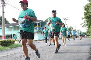 BIB: 851
                            <button type="button" onclick="openModal(5233254)" class="btn btn-primary btn-sm float-right btn-popup" data-toggle="modal" data-target=".modal-high-quality">
                        <i class="fas fa-shopping-cart"></i> Add to Cart
                    </button>
                                            <button type="button" onclick="isThisMe(5233254, true)" class="btn btn-success btn-sm float-right btn-popup btn-isme hidden" data-toggle="tooltip" data-placement="bottom" title="นี่คือรูปของคุณใช่ไหม คลิกที่นี่เพื่อเอาเข้าอัลบั้ม">
                        <i class="fas fa-plus"></i> Add to album
                    </button>
                    <button type="button" onclick="isThisMe(5233254, false)" class="btn btn-warning btn-sm float-right btn-popup btn-isnotme hidden">
                        <i class="fas fa-ban"></i> Remove from album
                    </button>