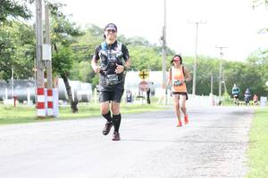 BIB: 142, 
                            <button type="button" onclick="openModal(5238823)" class="btn btn-primary btn-sm float-right btn-popup" data-toggle="modal" data-target=".modal-high-quality">
                        <i class="fas fa-shopping-cart"></i> Add to Cart
                    </button>
                                            <button type="button" onclick="isThisMe(5238823, true)" class="btn btn-success btn-sm float-right btn-popup btn-isme hidden" data-toggle="tooltip" data-placement="bottom" title="นี่คือรูปของคุณใช่ไหม คลิกที่นี่เพื่อเอาเข้าอัลบั้ม">
                        <i class="fas fa-plus"></i> Add to album
                    </button>
                    <button type="button" onclick="isThisMe(5238823, false)" class="btn btn-warning btn-sm float-right btn-popup btn-isnotme hidden">
                        <i class="fas fa-ban"></i> Remove from album
                    </button>