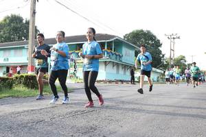 BIB: 
                            <button type="button" onclick="openModal(5233001)" class="btn btn-primary btn-sm float-right btn-popup" data-toggle="modal" data-target=".modal-high-quality">
                        <i class="fas fa-shopping-cart"></i> Add to Cart
                    </button>
                                            <button type="button" onclick="isThisMe(5233001, true)" class="btn btn-success btn-sm float-right btn-popup btn-isme hidden" data-toggle="tooltip" data-placement="bottom" title="นี่คือรูปของคุณใช่ไหม คลิกที่นี่เพื่อเอาเข้าอัลบั้ม">
                        <i class="fas fa-plus"></i> Add to album
                    </button>
                    <button type="button" onclick="isThisMe(5233001, false)" class="btn btn-warning btn-sm float-right btn-popup btn-isnotme hidden">
                        <i class="fas fa-ban"></i> Remove from album
                    </button>