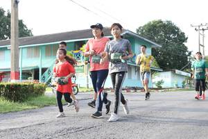 BIB: 
                            <button type="button" onclick="openModal(5233231)" class="btn btn-primary btn-sm float-right btn-popup" data-toggle="modal" data-target=".modal-high-quality">
                        <i class="fas fa-shopping-cart"></i> Add to Cart
                    </button>
                                            <button type="button" onclick="isThisMe(5233231, true)" class="btn btn-success btn-sm float-right btn-popup btn-isme hidden" data-toggle="tooltip" data-placement="bottom" title="นี่คือรูปของคุณใช่ไหม คลิกที่นี่เพื่อเอาเข้าอัลบั้ม">
                        <i class="fas fa-plus"></i> Add to album
                    </button>
                    <button type="button" onclick="isThisMe(5233231, false)" class="btn btn-warning btn-sm float-right btn-popup btn-isnotme hidden">
                        <i class="fas fa-ban"></i> Remove from album
                    </button>