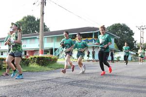 BIB: 142
                            <button type="button" onclick="openModal(5232653)" class="btn btn-primary btn-sm float-right btn-popup" data-toggle="modal" data-target=".modal-high-quality">
                        <i class="fas fa-shopping-cart"></i> Add to Cart
                    </button>
                                            <button type="button" onclick="isThisMe(5232653, true)" class="btn btn-success btn-sm float-right btn-popup btn-isme hidden" data-toggle="tooltip" data-placement="bottom" title="นี่คือรูปของคุณใช่ไหม คลิกที่นี่เพื่อเอาเข้าอัลบั้ม">
                        <i class="fas fa-plus"></i> Add to album
                    </button>
                    <button type="button" onclick="isThisMe(5232653, false)" class="btn btn-warning btn-sm float-right btn-popup btn-isnotme hidden">
                        <i class="fas fa-ban"></i> Remove from album
                    </button>