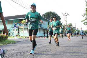 BIB: 250, 6381
                            <button type="button" onclick="openModal(5232379)" class="btn btn-primary btn-sm float-right btn-popup" data-toggle="modal" data-target=".modal-high-quality">
                        <i class="fas fa-shopping-cart"></i> Add to Cart
                    </button>
                                            <button type="button" onclick="isThisMe(5232379, true)" class="btn btn-success btn-sm float-right btn-popup btn-isme hidden" data-toggle="tooltip" data-placement="bottom" title="นี่คือรูปของคุณใช่ไหม คลิกที่นี่เพื่อเอาเข้าอัลบั้ม">
                        <i class="fas fa-plus"></i> Add to album
                    </button>
                    <button type="button" onclick="isThisMe(5232379, false)" class="btn btn-warning btn-sm float-right btn-popup btn-isnotme hidden">
                        <i class="fas fa-ban"></i> Remove from album
                    </button>