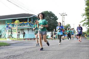 BIB: 6631
                            <button type="button" onclick="openModal(5232413)" class="btn btn-primary btn-sm float-right btn-popup" data-toggle="modal" data-target=".modal-high-quality">
                        <i class="fas fa-shopping-cart"></i> Add to Cart
                    </button>
                                            <button type="button" onclick="isThisMe(5232413, true)" class="btn btn-success btn-sm float-right btn-popup btn-isme hidden" data-toggle="tooltip" data-placement="bottom" title="นี่คือรูปของคุณใช่ไหม คลิกที่นี่เพื่อเอาเข้าอัลบั้ม">
                        <i class="fas fa-plus"></i> Add to album
                    </button>
                    <button type="button" onclick="isThisMe(5232413, false)" class="btn btn-warning btn-sm float-right btn-popup btn-isnotme hidden">
                        <i class="fas fa-ban"></i> Remove from album
                    </button>