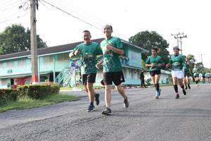 BIB: 129
                            <button type="button" onclick="openModal(5232006)" class="btn btn-primary btn-sm float-right btn-popup" data-toggle="modal" data-target=".modal-high-quality">
                        <i class="fas fa-shopping-cart"></i> Add to Cart
                    </button>
                                            <button type="button" onclick="isThisMe(5232006, true)" class="btn btn-success btn-sm float-right btn-popup btn-isme hidden" data-toggle="tooltip" data-placement="bottom" title="นี่คือรูปของคุณใช่ไหม คลิกที่นี่เพื่อเอาเข้าอัลบั้ม">
                        <i class="fas fa-plus"></i> Add to album
                    </button>
                    <button type="button" onclick="isThisMe(5232006, false)" class="btn btn-warning btn-sm float-right btn-popup btn-isnotme hidden">
                        <i class="fas fa-ban"></i> Remove from album
                    </button>