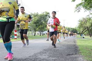 BIB: 0543, 824
                            <button type="button" onclick="openModal(5234767)" class="btn btn-primary btn-sm float-right btn-popup" data-toggle="modal" data-target=".modal-high-quality">
                        <i class="fas fa-shopping-cart"></i> Add to Cart
                    </button>
                                            <button type="button" onclick="isThisMe(5234767, true)" class="btn btn-success btn-sm float-right btn-popup btn-isme hidden" data-toggle="tooltip" data-placement="bottom" title="นี่คือรูปของคุณใช่ไหม คลิกที่นี่เพื่อเอาเข้าอัลบั้ม">
                        <i class="fas fa-plus"></i> Add to album
                    </button>
                    <button type="button" onclick="isThisMe(5234767, false)" class="btn btn-warning btn-sm float-right btn-popup btn-isnotme hidden">
                        <i class="fas fa-ban"></i> Remove from album
                    </button>
