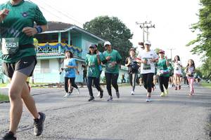 BIB: 052
                            <button type="button" onclick="openModal(5232839)" class="btn btn-primary btn-sm float-right btn-popup" data-toggle="modal" data-target=".modal-high-quality">
                        <i class="fas fa-shopping-cart"></i> Add to Cart
                    </button>
                                            <button type="button" onclick="isThisMe(5232839, true)" class="btn btn-success btn-sm float-right btn-popup btn-isme hidden" data-toggle="tooltip" data-placement="bottom" title="นี่คือรูปของคุณใช่ไหม คลิกที่นี่เพื่อเอาเข้าอัลบั้ม">
                        <i class="fas fa-plus"></i> Add to album
                    </button>
                    <button type="button" onclick="isThisMe(5232839, false)" class="btn btn-warning btn-sm float-right btn-popup btn-isnotme hidden">
                        <i class="fas fa-ban"></i> Remove from album
                    </button>