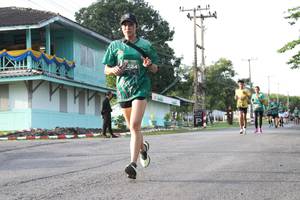 BIB: 224, 
                            <button type="button" onclick="openModal(5231993)" class="btn btn-primary btn-sm float-right btn-popup" data-toggle="modal" data-target=".modal-high-quality">
                        <i class="fas fa-shopping-cart"></i> Add to Cart
                    </button>
                                            <button type="button" onclick="isThisMe(5231993, true)" class="btn btn-success btn-sm float-right btn-popup btn-isme hidden" data-toggle="tooltip" data-placement="bottom" title="นี่คือรูปของคุณใช่ไหม คลิกที่นี่เพื่อเอาเข้าอัลบั้ม">
                        <i class="fas fa-plus"></i> Add to album
                    </button>
                    <button type="button" onclick="isThisMe(5231993, false)" class="btn btn-warning btn-sm float-right btn-popup btn-isnotme hidden">
                        <i class="fas fa-ban"></i> Remove from album
                    </button>