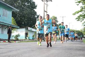 BIB: 2371
                            <button type="button" onclick="openModal(5232501)" class="btn btn-primary btn-sm float-right btn-popup" data-toggle="modal" data-target=".modal-high-quality">
                        <i class="fas fa-shopping-cart"></i> Add to Cart
                    </button>
                                            <button type="button" onclick="isThisMe(5232501, true)" class="btn btn-success btn-sm float-right btn-popup btn-isme hidden" data-toggle="tooltip" data-placement="bottom" title="นี่คือรูปของคุณใช่ไหม คลิกที่นี่เพื่อเอาเข้าอัลบั้ม">
                        <i class="fas fa-plus"></i> Add to album
                    </button>
                    <button type="button" onclick="isThisMe(5232501, false)" class="btn btn-warning btn-sm float-right btn-popup btn-isnotme hidden">
                        <i class="fas fa-ban"></i> Remove from album
                    </button>