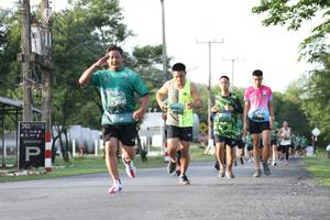 BIB: 864, 0000
                            <button type="button" onclick="openModal(5231911)" class="btn btn-primary btn-sm float-right btn-popup" data-toggle="modal" data-target=".modal-high-quality">
                        <i class="fas fa-shopping-cart"></i> Add to Cart
                    </button>
                                            <button type="button" onclick="isThisMe(5231911, true)" class="btn btn-success btn-sm float-right btn-popup btn-isme hidden" data-toggle="tooltip" data-placement="bottom" title="นี่คือรูปของคุณใช่ไหม คลิกที่นี่เพื่อเอาเข้าอัลบั้ม">
                        <i class="fas fa-plus"></i> Add to album
                    </button>
                    <button type="button" onclick="isThisMe(5231911, false)" class="btn btn-warning btn-sm float-right btn-popup btn-isnotme hidden">
                        <i class="fas fa-ban"></i> Remove from album
                    </button>