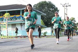 BIB: 3551
                            <button type="button" onclick="openModal(5232527)" class="btn btn-primary btn-sm float-right btn-popup" data-toggle="modal" data-target=".modal-high-quality">
                        <i class="fas fa-shopping-cart"></i> Add to Cart
                    </button>
                                            <button type="button" onclick="isThisMe(5232527, true)" class="btn btn-success btn-sm float-right btn-popup btn-isme hidden" data-toggle="tooltip" data-placement="bottom" title="นี่คือรูปของคุณใช่ไหม คลิกที่นี่เพื่อเอาเข้าอัลบั้ม">
                        <i class="fas fa-plus"></i> Add to album
                    </button>
                    <button type="button" onclick="isThisMe(5232527, false)" class="btn btn-warning btn-sm float-right btn-popup btn-isnotme hidden">
                        <i class="fas fa-ban"></i> Remove from album
                    </button>