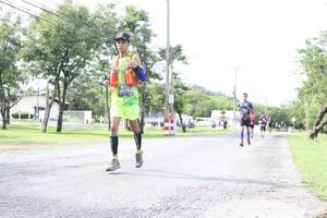 BIB: 0734
                            <button type="button" onclick="openModal(5238864)" class="btn btn-primary btn-sm float-right btn-popup" data-toggle="modal" data-target=".modal-high-quality">
                        <i class="fas fa-shopping-cart"></i> Add to Cart
                    </button>
                                            <button type="button" onclick="isThisMe(5238864, true)" class="btn btn-success btn-sm float-right btn-popup btn-isme hidden" data-toggle="tooltip" data-placement="bottom" title="นี่คือรูปของคุณใช่ไหม คลิกที่นี่เพื่อเอาเข้าอัลบั้ม">
                        <i class="fas fa-plus"></i> Add to album
                    </button>
                    <button type="button" onclick="isThisMe(5238864, false)" class="btn btn-warning btn-sm float-right btn-popup btn-isnotme hidden">
                        <i class="fas fa-ban"></i> Remove from album
                    </button>