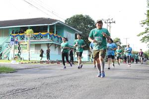 BIB: 650
                            <button type="button" onclick="openModal(5232616)" class="btn btn-primary btn-sm float-right btn-popup" data-toggle="modal" data-target=".modal-high-quality">
                        <i class="fas fa-shopping-cart"></i> Add to Cart
                    </button>
                                            <button type="button" onclick="isThisMe(5232616, true)" class="btn btn-success btn-sm float-right btn-popup btn-isme hidden" data-toggle="tooltip" data-placement="bottom" title="นี่คือรูปของคุณใช่ไหม คลิกที่นี่เพื่อเอาเข้าอัลบั้ม">
                        <i class="fas fa-plus"></i> Add to album
                    </button>
                    <button type="button" onclick="isThisMe(5232616, false)" class="btn btn-warning btn-sm float-right btn-popup btn-isnotme hidden">
                        <i class="fas fa-ban"></i> Remove from album
                    </button>