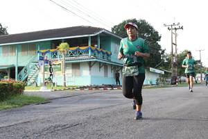 BIB: 385
                            <button type="button" onclick="openModal(5231851)" class="btn btn-primary btn-sm float-right btn-popup" data-toggle="modal" data-target=".modal-high-quality">
                        <i class="fas fa-shopping-cart"></i> Add to Cart
                    </button>
                                            <button type="button" onclick="isThisMe(5231851, true)" class="btn btn-success btn-sm float-right btn-popup btn-isme hidden" data-toggle="tooltip" data-placement="bottom" title="นี่คือรูปของคุณใช่ไหม คลิกที่นี่เพื่อเอาเข้าอัลบั้ม">
                        <i class="fas fa-plus"></i> Add to album
                    </button>
                    <button type="button" onclick="isThisMe(5231851, false)" class="btn btn-warning btn-sm float-right btn-popup btn-isnotme hidden">
                        <i class="fas fa-ban"></i> Remove from album
                    </button>