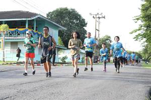 BIB: 7541
                            <button type="button" onclick="openModal(5232783)" class="btn btn-primary btn-sm float-right btn-popup" data-toggle="modal" data-target=".modal-high-quality">
                        <i class="fas fa-shopping-cart"></i> Add to Cart
                    </button>
                                            <button type="button" onclick="isThisMe(5232783, true)" class="btn btn-success btn-sm float-right btn-popup btn-isme hidden" data-toggle="tooltip" data-placement="bottom" title="นี่คือรูปของคุณใช่ไหม คลิกที่นี่เพื่อเอาเข้าอัลบั้ม">
                        <i class="fas fa-plus"></i> Add to album
                    </button>
                    <button type="button" onclick="isThisMe(5232783, false)" class="btn btn-warning btn-sm float-right btn-popup btn-isnotme hidden">
                        <i class="fas fa-ban"></i> Remove from album
                    </button>