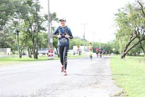 BIB: 134
                            <button type="button" onclick="openModal(5238857)" class="btn btn-primary btn-sm float-right btn-popup" data-toggle="modal" data-target=".modal-high-quality">
                        <i class="fas fa-shopping-cart"></i> Add to Cart
                    </button>
                                            <button type="button" onclick="isThisMe(5238857, true)" class="btn btn-success btn-sm float-right btn-popup btn-isme hidden" data-toggle="tooltip" data-placement="bottom" title="นี่คือรูปของคุณใช่ไหม คลิกที่นี่เพื่อเอาเข้าอัลบั้ม">
                        <i class="fas fa-plus"></i> Add to album
                    </button>
                    <button type="button" onclick="isThisMe(5238857, false)" class="btn btn-warning btn-sm float-right btn-popup btn-isnotme hidden">
                        <i class="fas fa-ban"></i> Remove from album
                    </button>