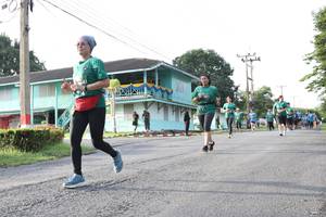 BIB: 
                            <button type="button" onclick="openModal(5232733)" class="btn btn-primary btn-sm float-right btn-popup" data-toggle="modal" data-target=".modal-high-quality">
                        <i class="fas fa-shopping-cart"></i> Add to Cart
                    </button>
                                            <button type="button" onclick="isThisMe(5232733, true)" class="btn btn-success btn-sm float-right btn-popup btn-isme hidden" data-toggle="tooltip" data-placement="bottom" title="นี่คือรูปของคุณใช่ไหม คลิกที่นี่เพื่อเอาเข้าอัลบั้ม">
                        <i class="fas fa-plus"></i> Add to album
                    </button>
                    <button type="button" onclick="isThisMe(5232733, false)" class="btn btn-warning btn-sm float-right btn-popup btn-isnotme hidden">
                        <i class="fas fa-ban"></i> Remove from album
                    </button>