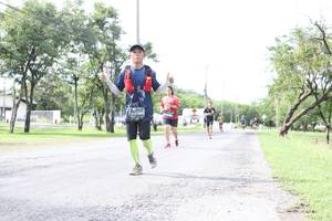 BIB: 075, 
                            <button type="button" onclick="openModal(5238873)" class="btn btn-primary btn-sm float-right btn-popup" data-toggle="modal" data-target=".modal-high-quality">
                        <i class="fas fa-shopping-cart"></i> Add to Cart
                    </button>
                                            <button type="button" onclick="isThisMe(5238873, true)" class="btn btn-success btn-sm float-right btn-popup btn-isme hidden" data-toggle="tooltip" data-placement="bottom" title="นี่คือรูปของคุณใช่ไหม คลิกที่นี่เพื่อเอาเข้าอัลบั้ม">
                        <i class="fas fa-plus"></i> Add to album
                    </button>
                    <button type="button" onclick="isThisMe(5238873, false)" class="btn btn-warning btn-sm float-right btn-popup btn-isnotme hidden">
                        <i class="fas fa-ban"></i> Remove from album
                    </button>