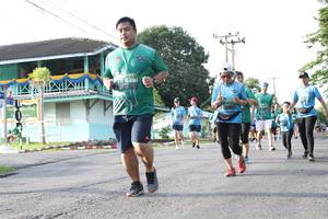 BIB: 6491
                            <button type="button" onclick="openModal(5233016)" class="btn btn-primary btn-sm float-right btn-popup" data-toggle="modal" data-target=".modal-high-quality">
                        <i class="fas fa-shopping-cart"></i> Add to Cart
                    </button>
                                            <button type="button" onclick="isThisMe(5233016, true)" class="btn btn-success btn-sm float-right btn-popup btn-isme hidden" data-toggle="tooltip" data-placement="bottom" title="นี่คือรูปของคุณใช่ไหม คลิกที่นี่เพื่อเอาเข้าอัลบั้ม">
                        <i class="fas fa-plus"></i> Add to album
                    </button>
                    <button type="button" onclick="isThisMe(5233016, false)" class="btn btn-warning btn-sm float-right btn-popup btn-isnotme hidden">
                        <i class="fas fa-ban"></i> Remove from album
                    </button>